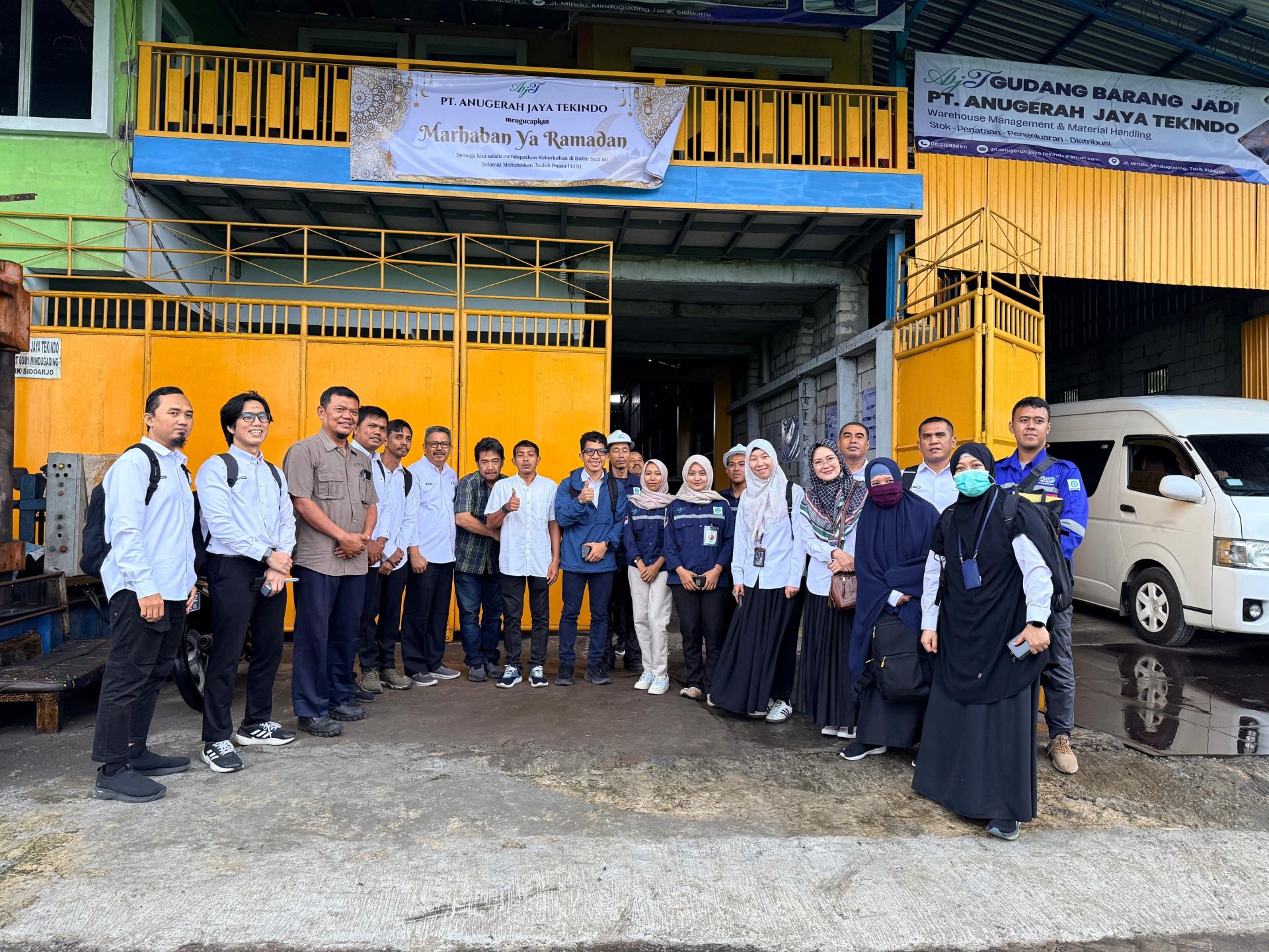Mendukung Infrastruktur Kelistrikan PLN dengan Material Pembesian HDG Bersertifikat
