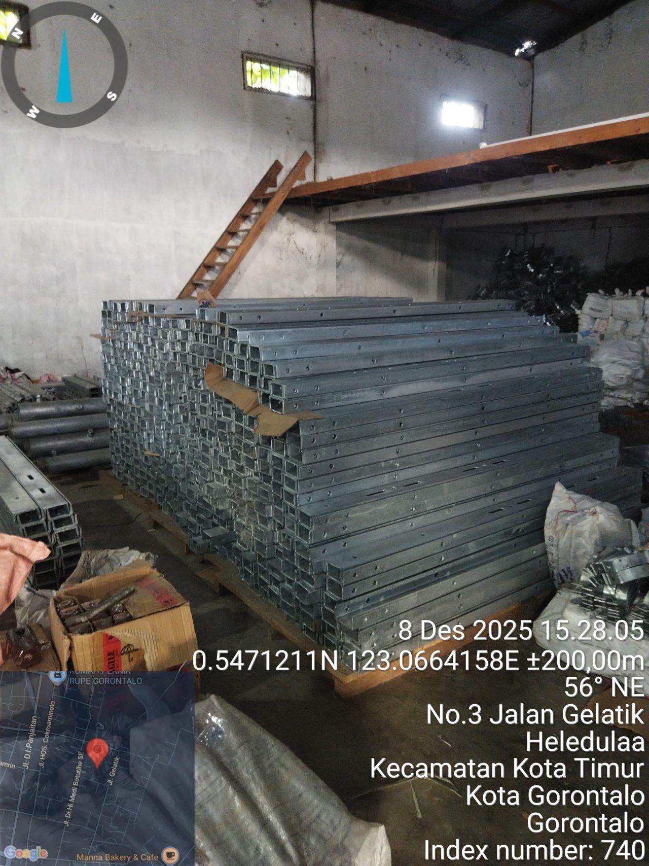 Fasilitas gudang AJT